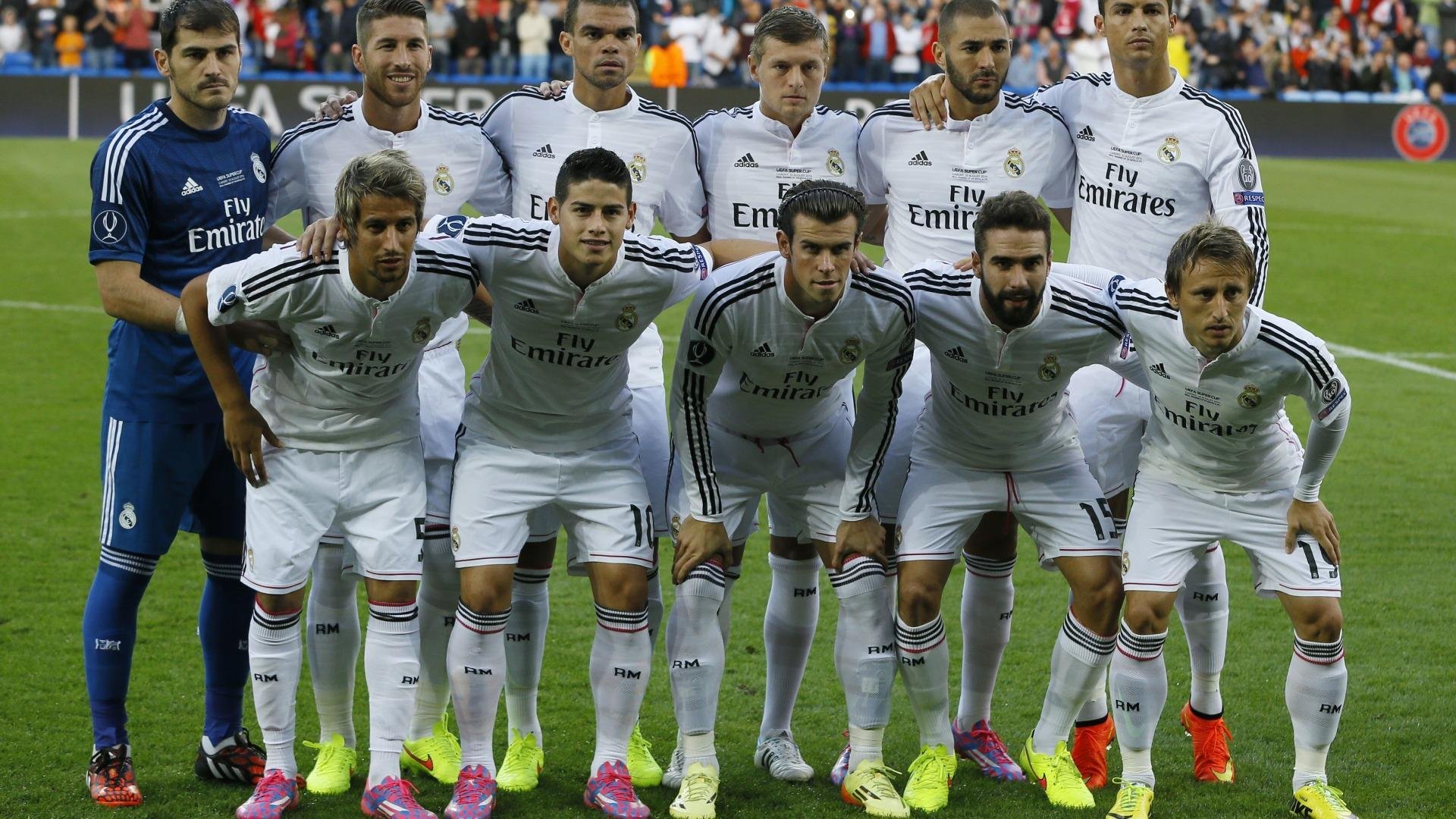 中国马拉松锦标赛广州珠江新城站 城市夜色与选手脚步交织成独特画面